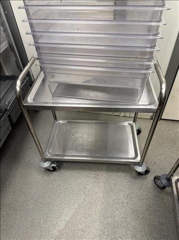 Rostfri serveringsvagn 