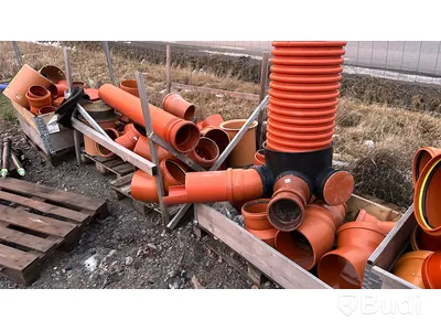 SN8 Avloppsrör röd mark DN 250  DN 200. DN 160 Diverse rörkopplingar vinklar m.m.