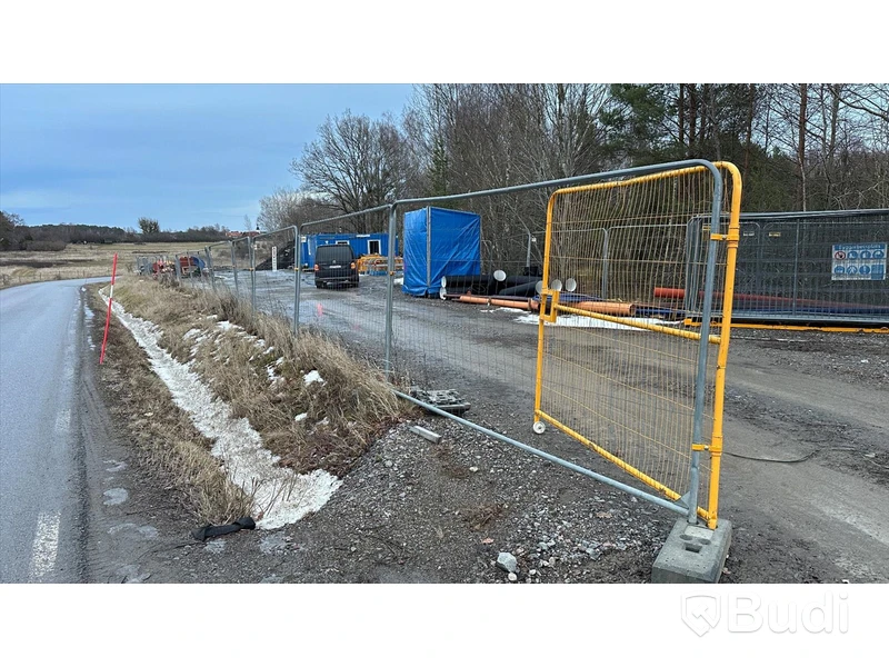 Byggstaket STAKET 90 st med 2 st grindar