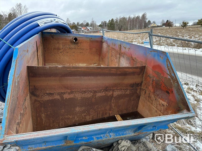 Container Blå 7 m3 för liftdumper med avdelningsvägg för sedimentering t.ex.
