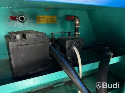 Dieseltank 1500 liter med pump Blå  Inklusive SPILLKAR / Uppsamlingskar se bild