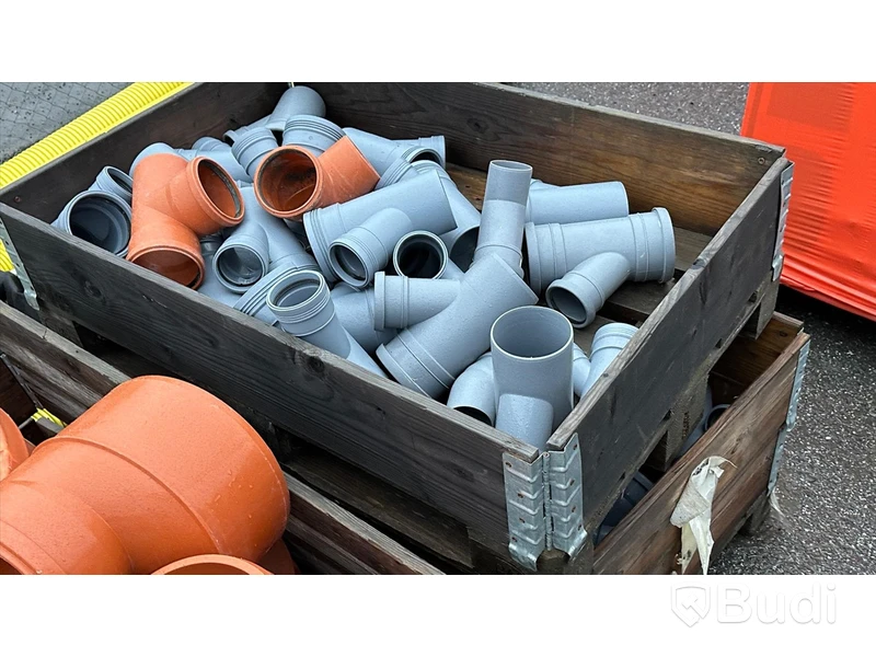 PE Rör räfflade och släta olika modeller samt kopplingar diverse brunn