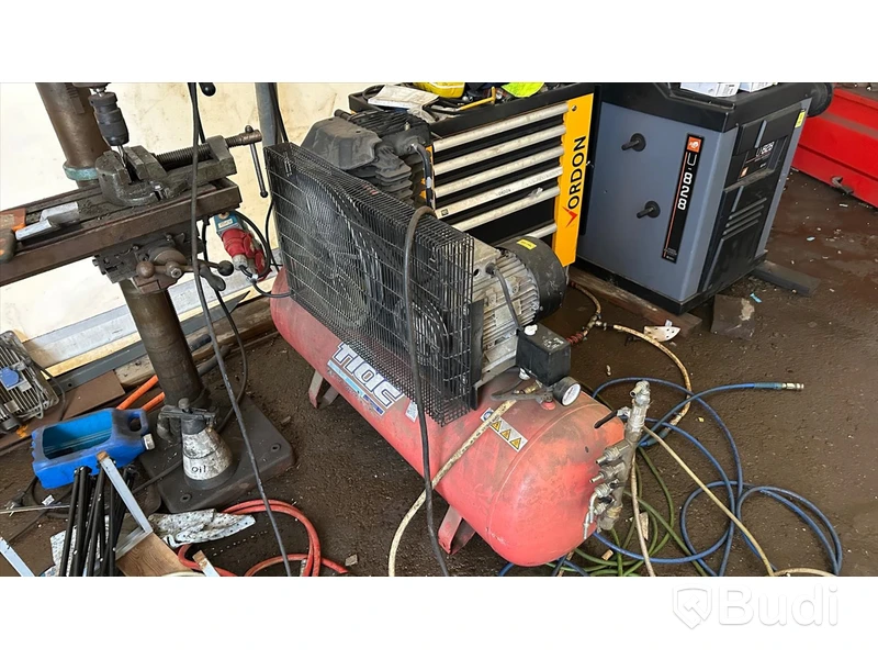 Kompressor FIAC  l/min 830  10 bar. år 2020