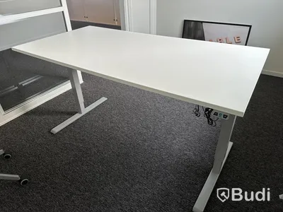 Elektriskt höj och sänkbart skrivbord 160x80cm