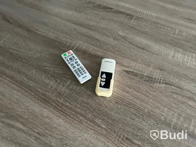 Benq WXGA projektor ink elektrisk projektorduk från Grand Vision