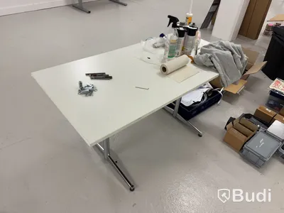 Parti med skrivbord