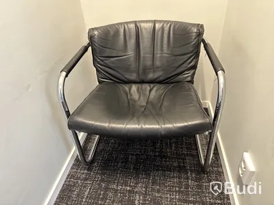 Karmstol med brickbord