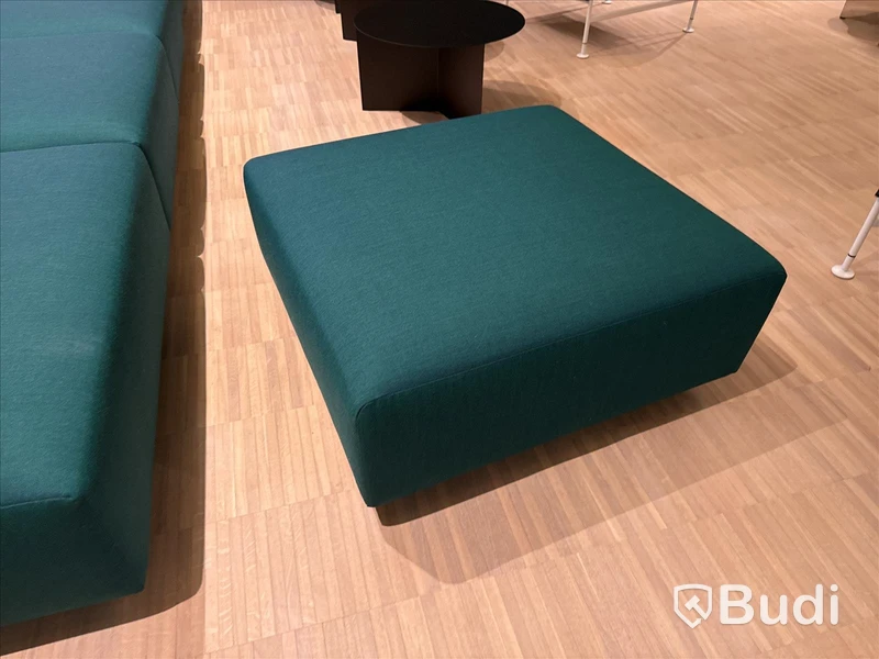 Soffa, &tradition samt sittpuff