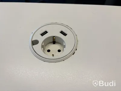 Höj- och sänkbart skrivbord Ikea