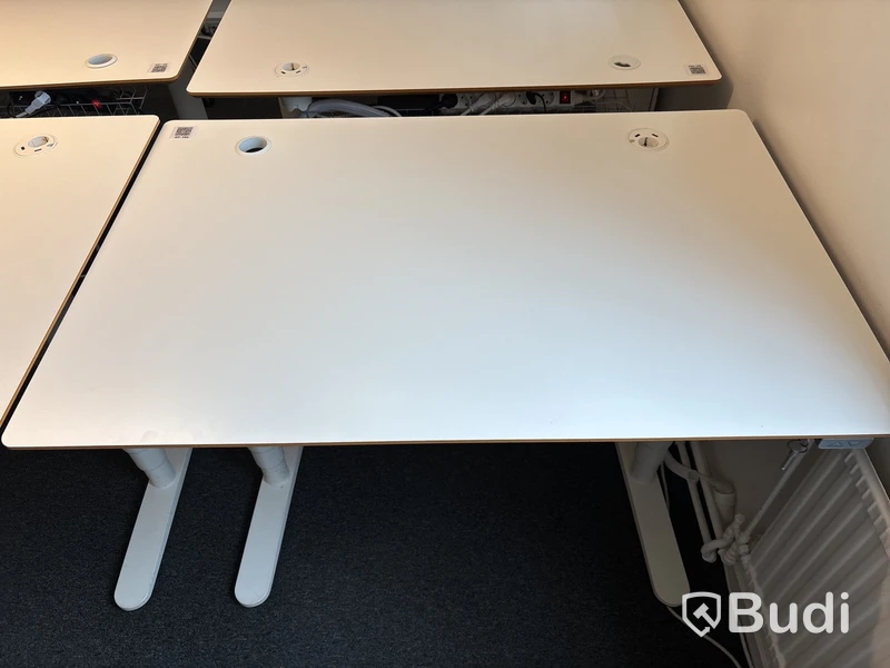 Höj- och sänkbart skrivbord Ikea