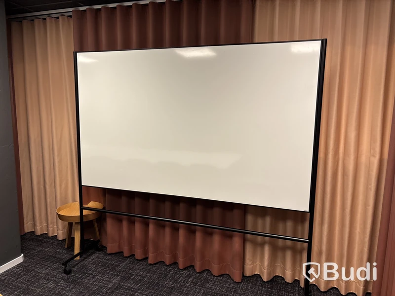 Konferensrum inkl. TV och konferenssystem