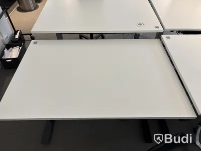6 st. Arbetsplatser