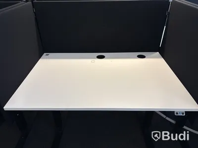 3 st. Arbetsplatser