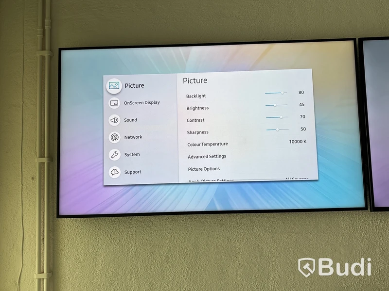 Samsung TV 65 tum QMR Series