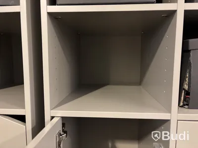 4 st. Förvaringshyllor och skåp, olika storlekar