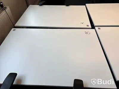 6 st. Arbetsplatser