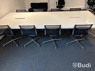 Konferensbord inkl. 9 st. stolar ICF