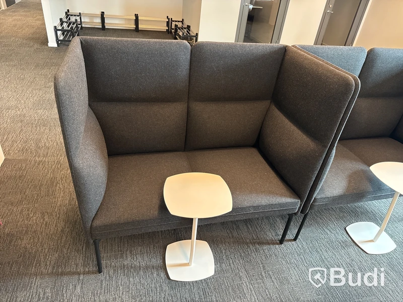 Ljudabsorberande soffa Fora form och bord