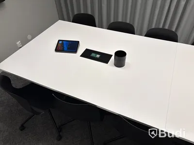 Konferensrum inkl. TV och konferensutrustning - Justerad