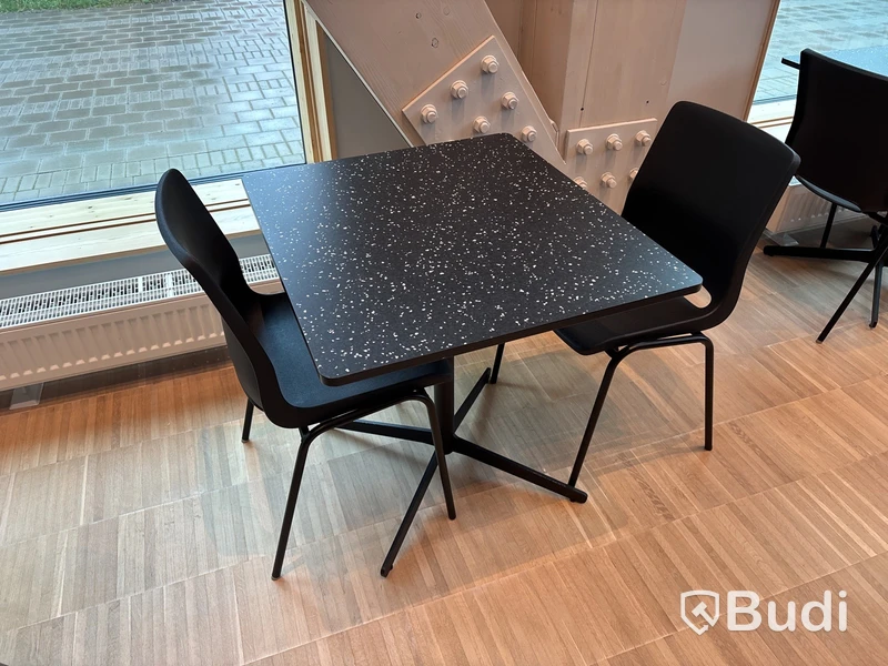 Cafébord och 2 st. Stolar RBM