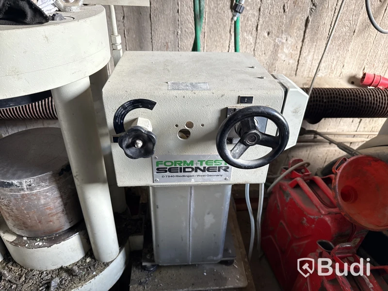 Tryckpress betong Form Test Seidner