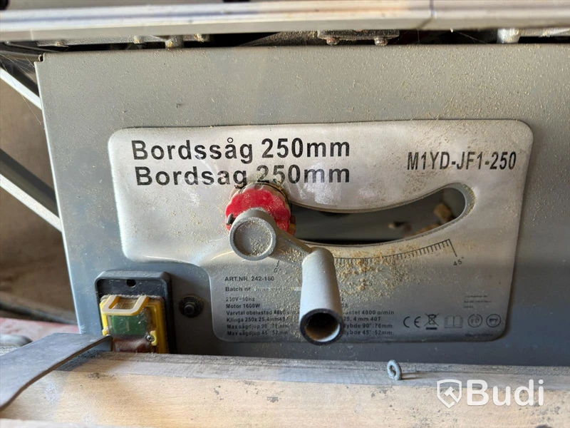 Defekt bordssåg, osäker funktion