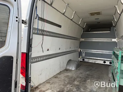 Skåpbil Iveco Daily 35-170 3.0 JTD Manuell, 170hk -2015 | 4 passagerare | Besiktigad - EXPORT
