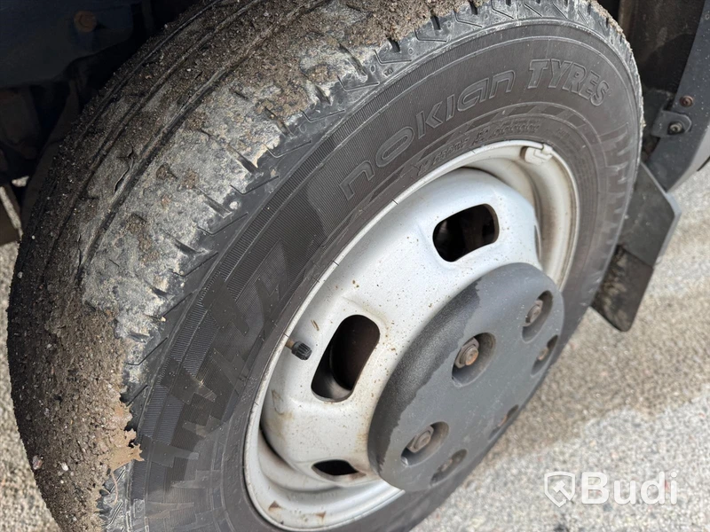 Skåpbil Iveco Daily 35-170 3.0 JTD Manuell, 170hk -2015 | 4 passagerare | Besiktigad - EXPORT
