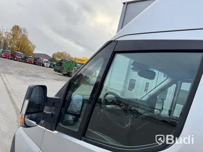 Skåpbil Iveco Daily 35-170 3.0 JTD Manuell, 170hk -2015 | 4 passagerare | Besiktigad - EXPORT