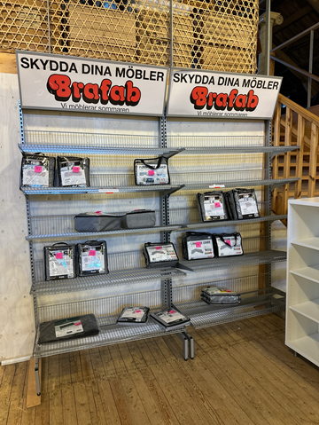 2 st. Butikshyllor i metall