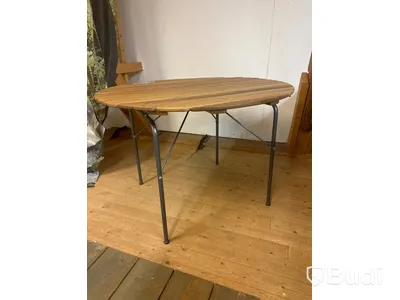 Fällbart bord