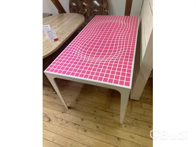 Matbord, Design: Karim Rashid