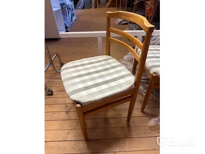 6 st. stolar med klädda dynor