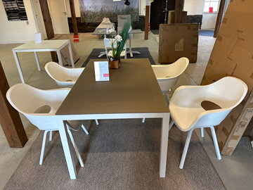 Matbord Lisbon och 4 st stolar 