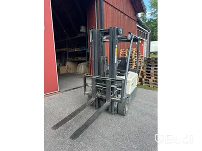 Truck samt laddare - Crown SC 6000