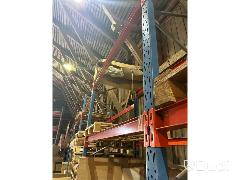 Pallstallage med 7 st. sektioner