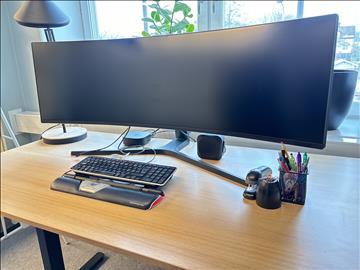 Datorskärm 49 tum, curved. Samsung