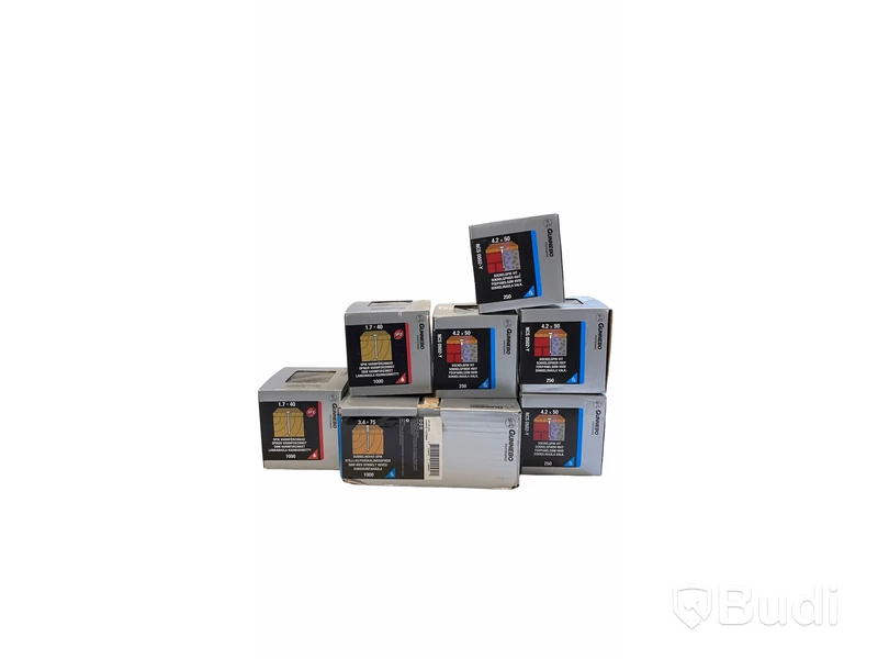 Parti med Gunnebo spik, olika modeller. 3 st sorter. Totalt ord. pris inkl. moms: ca 2000 kr