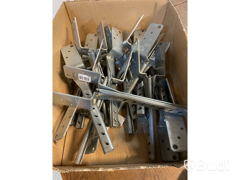 ca 20 st. Stolpsko 3x40x70x285 mm — Simpson StrongTie PBWS70Z, Totalt ord. pris inkl. moms: ca 1400 kr