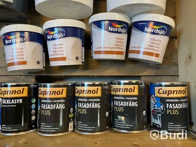 Parti med täcklasyr, vävlim, spackel, färg, Totalt ord. pris inkl. moms: ca 350 kr