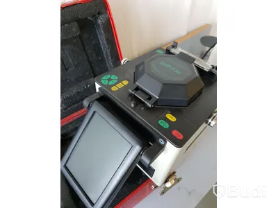 Fibersvets DVP-730 Nypris ca. 18500 SEK Color LCD monitor 9 Sec. splice time, 40 Sec. tube-heat time