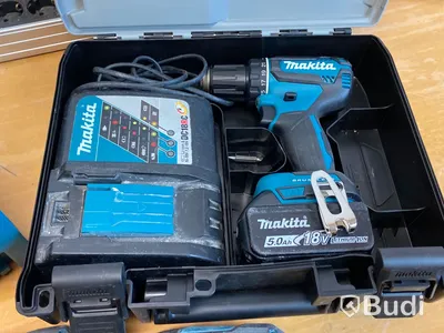 Spikpistol, fräs och skruvdragare Makita.