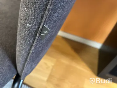 Loungegrupp designsoffa samt fåtölj med höga ryggar
