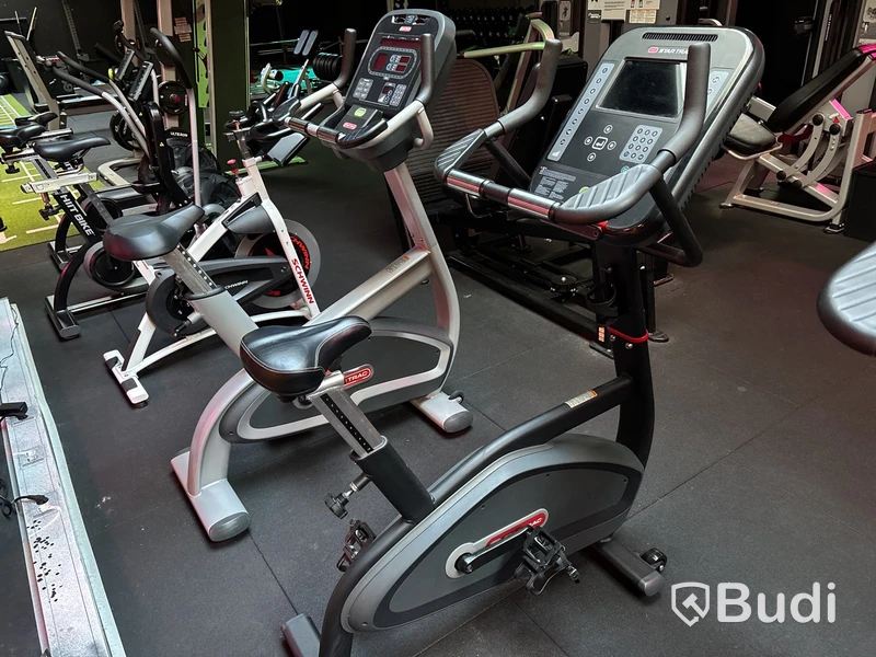 Träningscykel Star Trac  Upright Bike