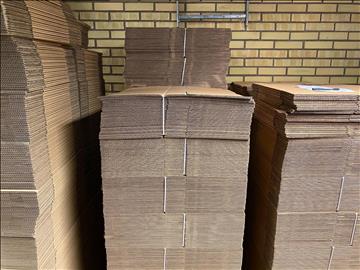 Pall med 450 packlådor 390x290x310