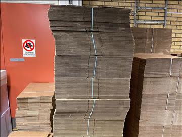 Pall med 500st packlådor 380x285x285