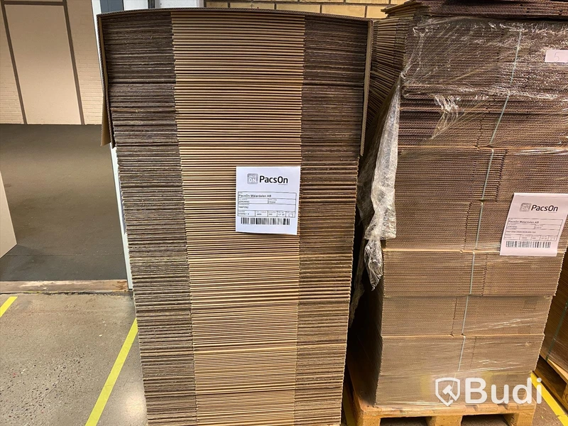 Pall med 200 packlådor 570x380x380