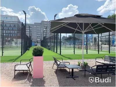 4 st Padelbanor kompletta från Eljoi padel (2021) med mobilt system från Unisport - professionellt nedmonterade