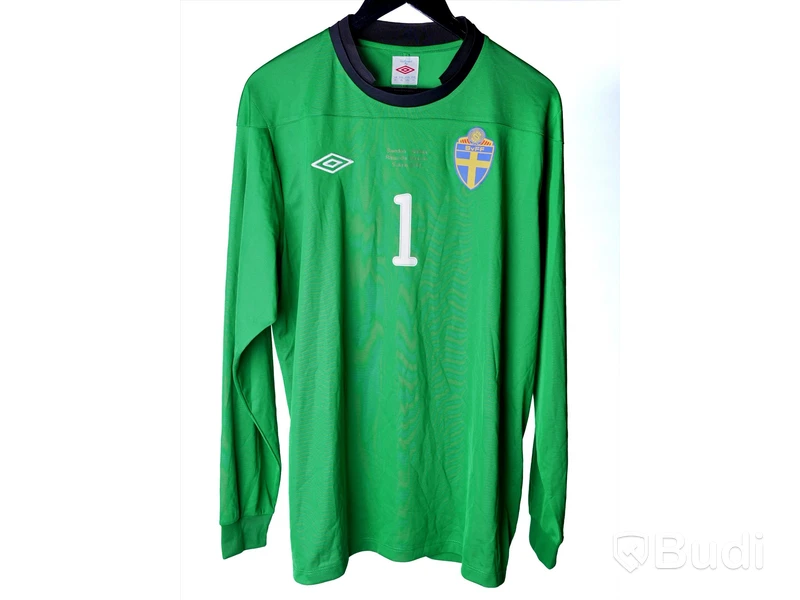 Signerad Sverige-matchtröja - Andreas Isaksson