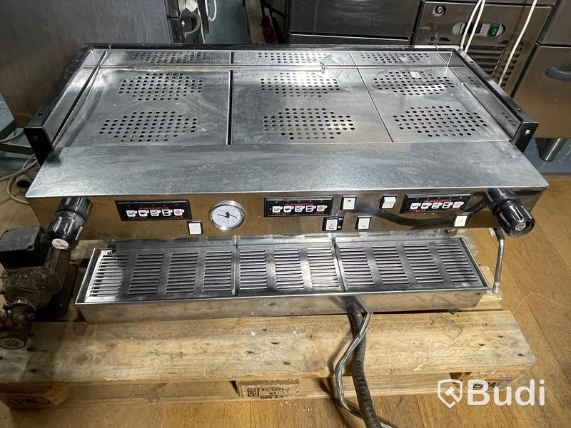 Espressomaskin La Marzocco LINE A 3 AV